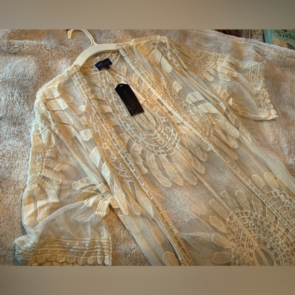 Artesia NWT lace cardigan - Picture 4 of 6